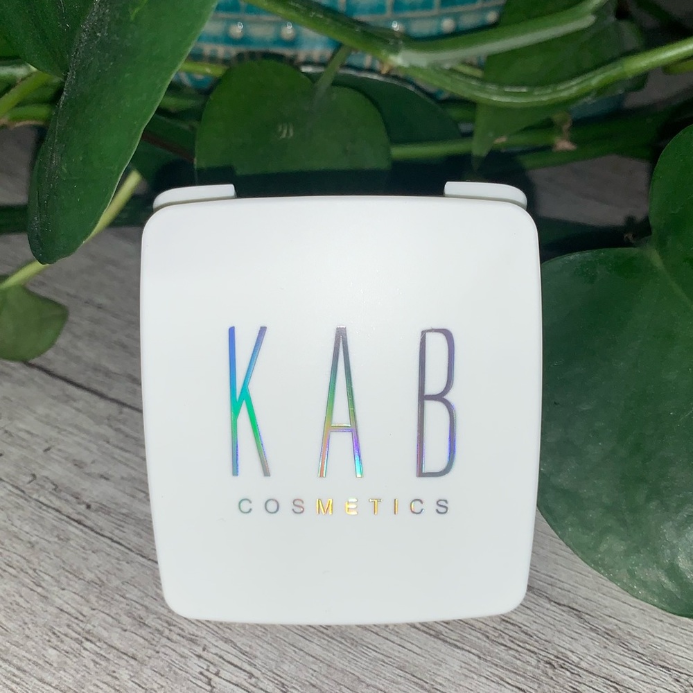 Glow powder